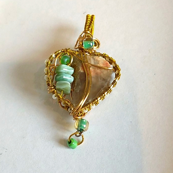 🇨🇦Beautiful Wire Wrapped Stone Pendant - Picture 2 of 2